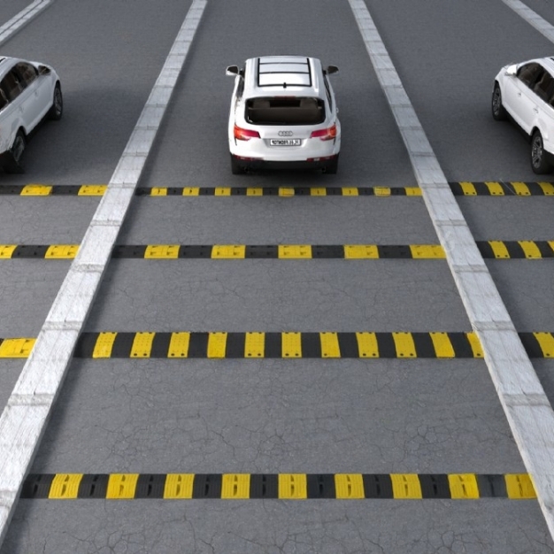 现代路面减速带3D模型